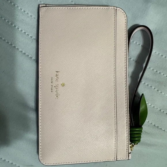 Kate Spade Floral Wristlet NWOT - Picture 2 of 3